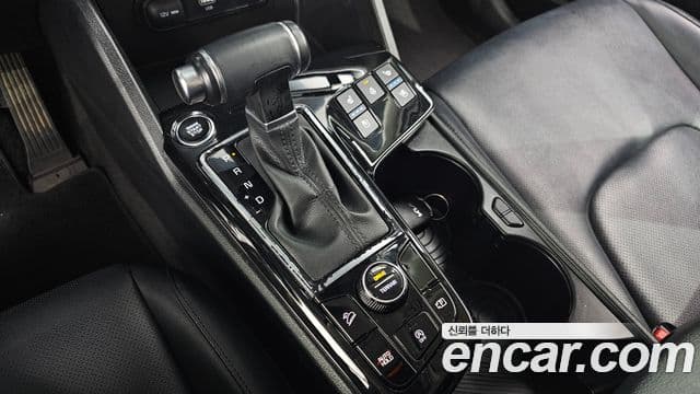 Kia Sportage 2022 — Şəkil 9/20
