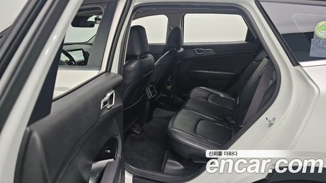 Kia Sportage 2022 — Şəkil 12/20