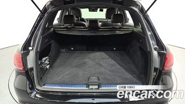 Mercedes-Benz GLC-Class 2022 — ფოტო 19/20