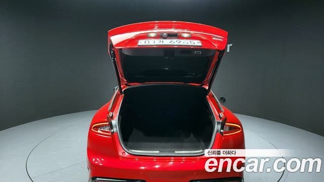Kia Stinger 2019 — Şəkil 20/20