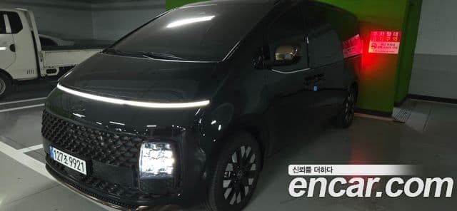 Hyundai Staria 2025 — Şəkil 1/20