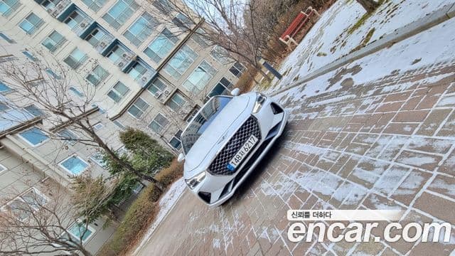 Genesis G70 2020 — ფოტო 10/20