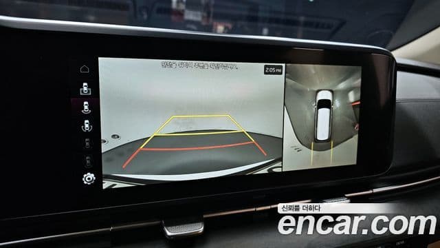 Kia Carnival 2021 — фото 14 из 20