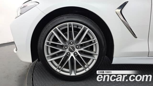Genesis G70 2020 — фото 5 из 20