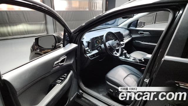 Kia Sportage 2023 — фото 10 из 20