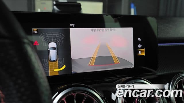 Mercedes-Benz GLB-Class 2022 — фото 14 из 20