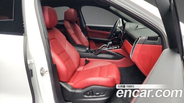 Porsche Cayenne 2023 — Şəkil 10/20