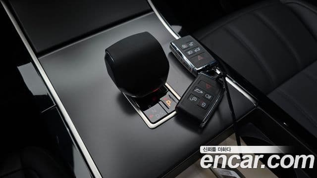 Land Rover Range Rover Evoque 2025 — Şəkil 9/20