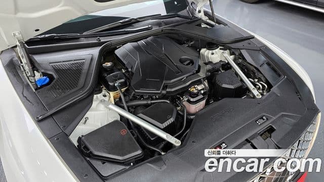 Genesis Electrified G80 2020 — ფოტო 6/20