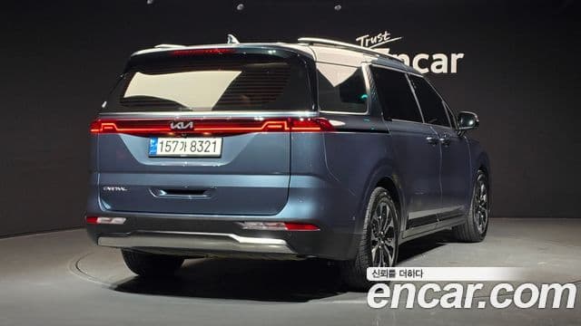 Kia Carnival 2022 — Фото 2/20
