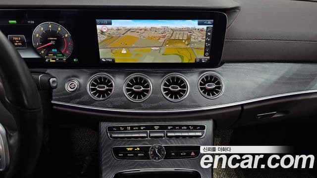 Mercedes-Benz CLS-Class 2020 — Photo 9/20