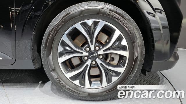 Kia Carnival 2023 — Şəkil 4/20