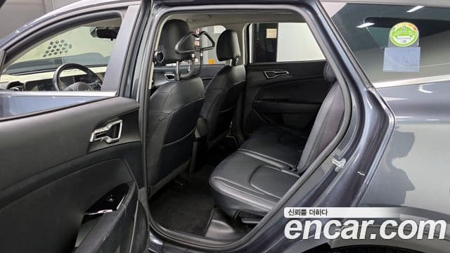 Kia Sportage 2021 — ფოტო 11/20