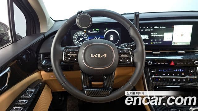 Kia Carnival 2023 — Şəkil 13/20