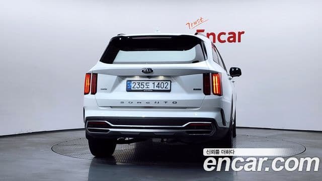 Kia Sorento 2021 — ფოტო 4/20