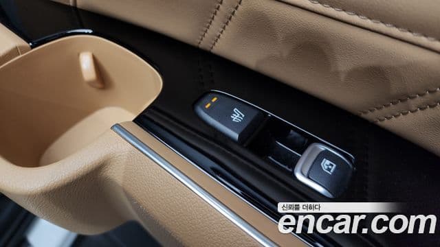 Kia Sorento 2021 — ფოტო 19/20