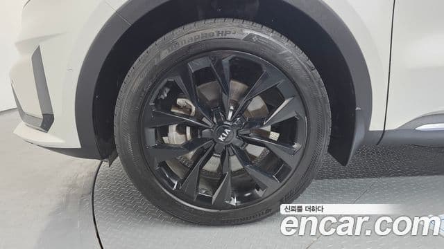 Kia Sorento 2021 — ფოტო 5/20