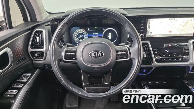 Kia Sorento 2021 — ფოტო 13/20