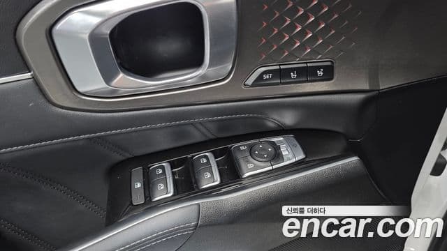 Kia Sorento 2021 — ფოტო 16/20