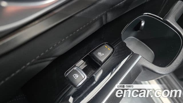 Kia Sorento 2021 — ფოტო 19/20