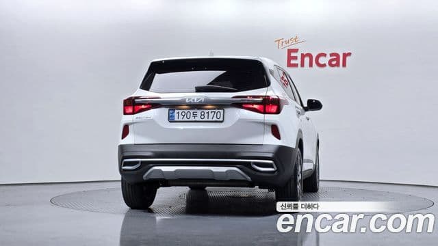 Kia Seltos 2022 — Şəkil 4/20