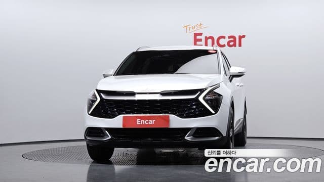 Kia Sportage 2022 — ფოტო 3/20