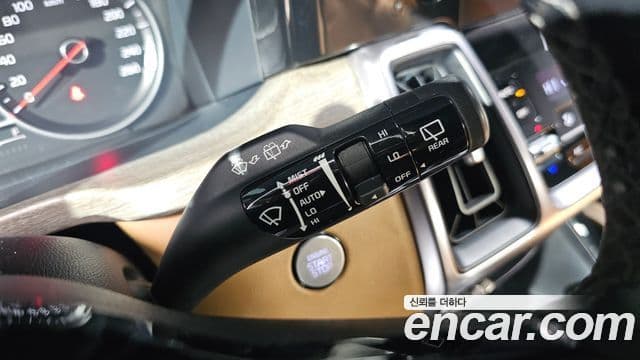 Kia Sorento 2020 — Şəkil 19/20