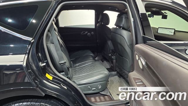 Genesis GV80 2020 — ფოტო 15/20