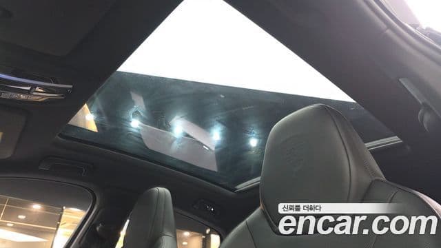 Porsche Cayenne 2020 — Şəkil 19/20