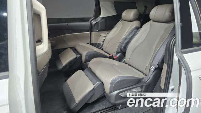 Kia Carnival 2024 — Şəkil 12/20