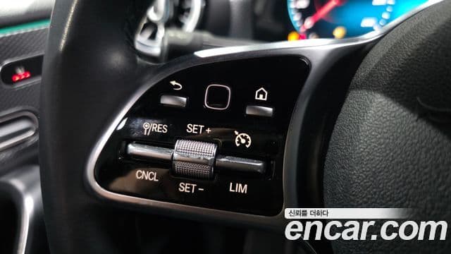 Mercedes-Benz A-Class 2021 — Фото 19/20