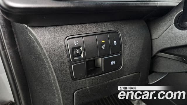 Hyundai Staria 2022 — Şəkil 16/20