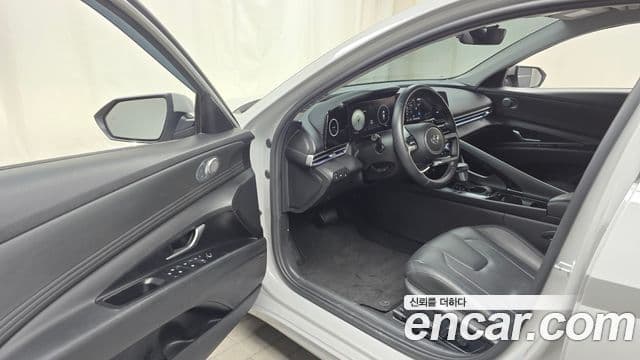 Hyundai Avante 2020 — Фото 10/20