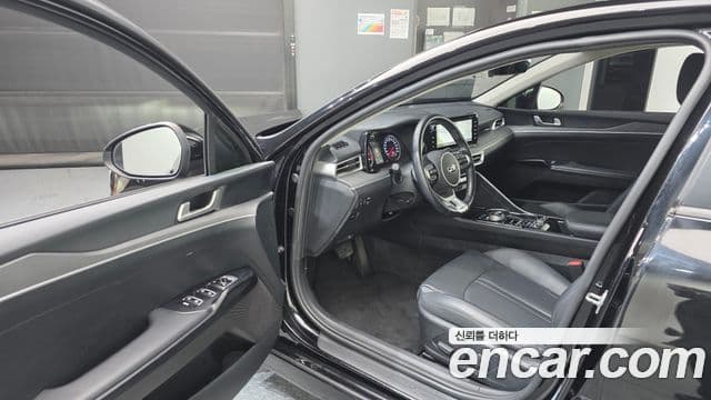 Kia K5 2021 — Şəkil 1/20