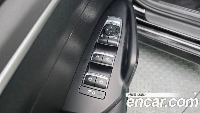 Kia K5 2021 — Şəkil 18/20