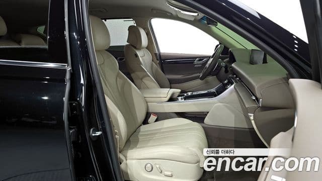Genesis GV80 2022 — ფოტო 8/20