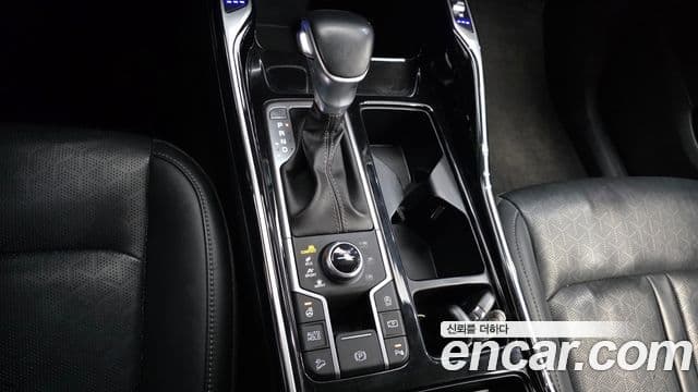 Kia Sorento 2021 — ფოტო 9/20