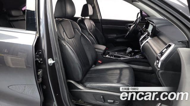 Kia Sorento 2021 — ფოტო 10/20