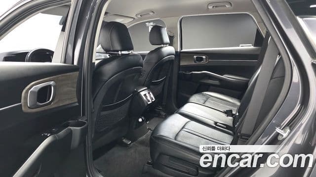 Kia Sorento 2021 — ფოტო 12/20