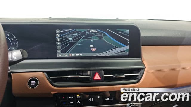 Kia Seltos 2023 — фото 14 из 20
