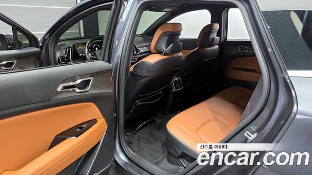 Kia Sportage 2021 — ფოტო 11/20