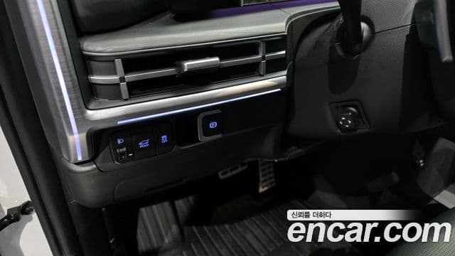 Hyundai Santa Fe 2024 — Şəkil 17/20