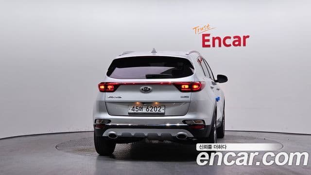 Kia Sportage The Bold 2019 — ფოტო 14/20