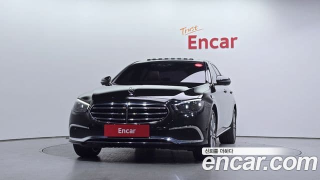 Mercedes-Benz E-Class 2023 — ფოტო 3/20