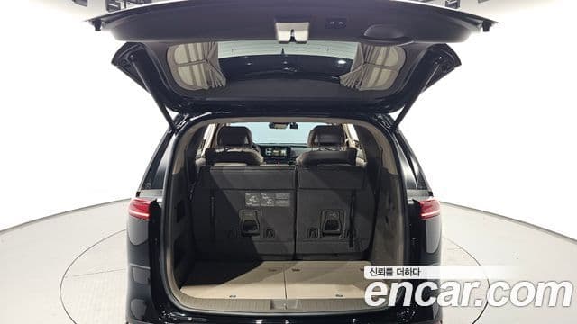 Kia Carnival 2022 — фото 20 из 20