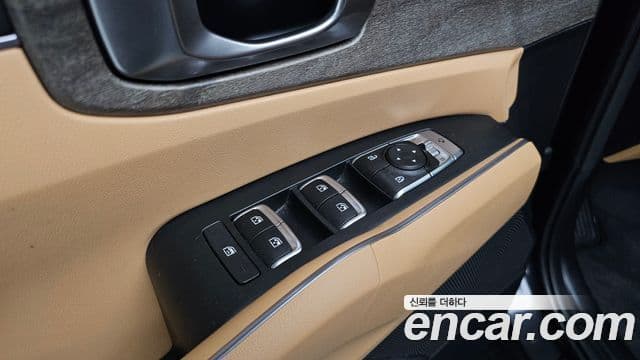 Kia Sorento 2022 — ფოტო 16/20