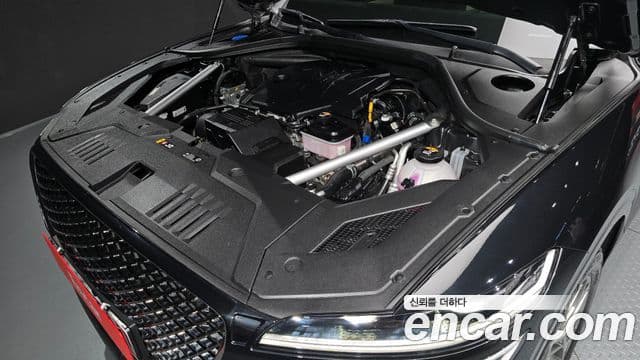 Genesis GV70 2023 — ფოტო 5/20