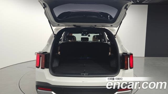 Kia Sorento 2023 — фото 20 из 20