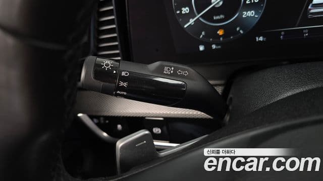Kia Sportage 2021 — ფოტო 18/20