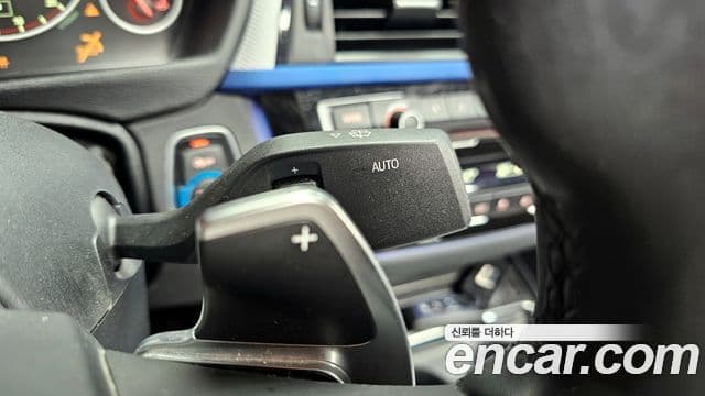 BMW 3 Series 2018 — Фото 15/20